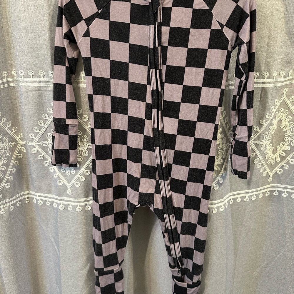 Bamboo Checkered Zippy